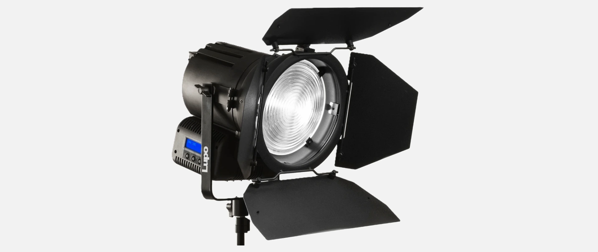 LAV Studio distribucija - Lupo Lighting profesionalna studijska rasvjeta - Lupo Dayled Fresnel